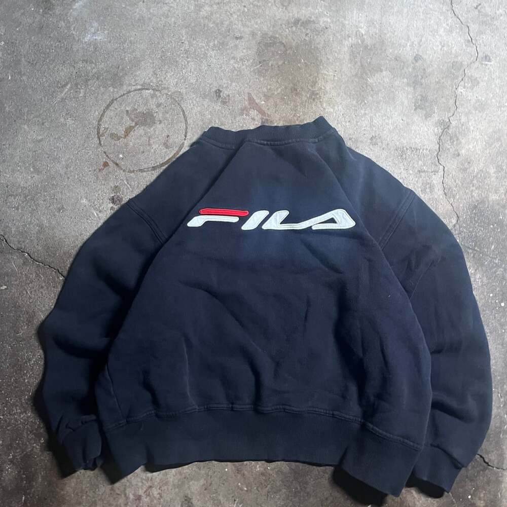 Women’s Vintage Y2K 90s Fila Embroidered Logo Black Crewneck Sweatshirt Large